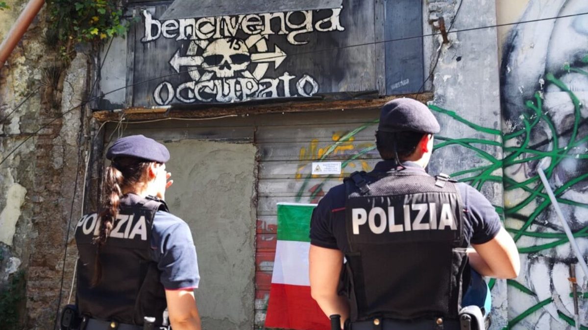 Sabotare i treni non è dissenso, è eversione