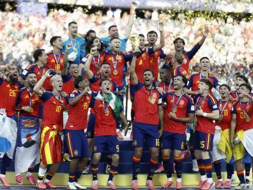 Spagna meritata, la rete tagliata e il vero scandalo mondiale